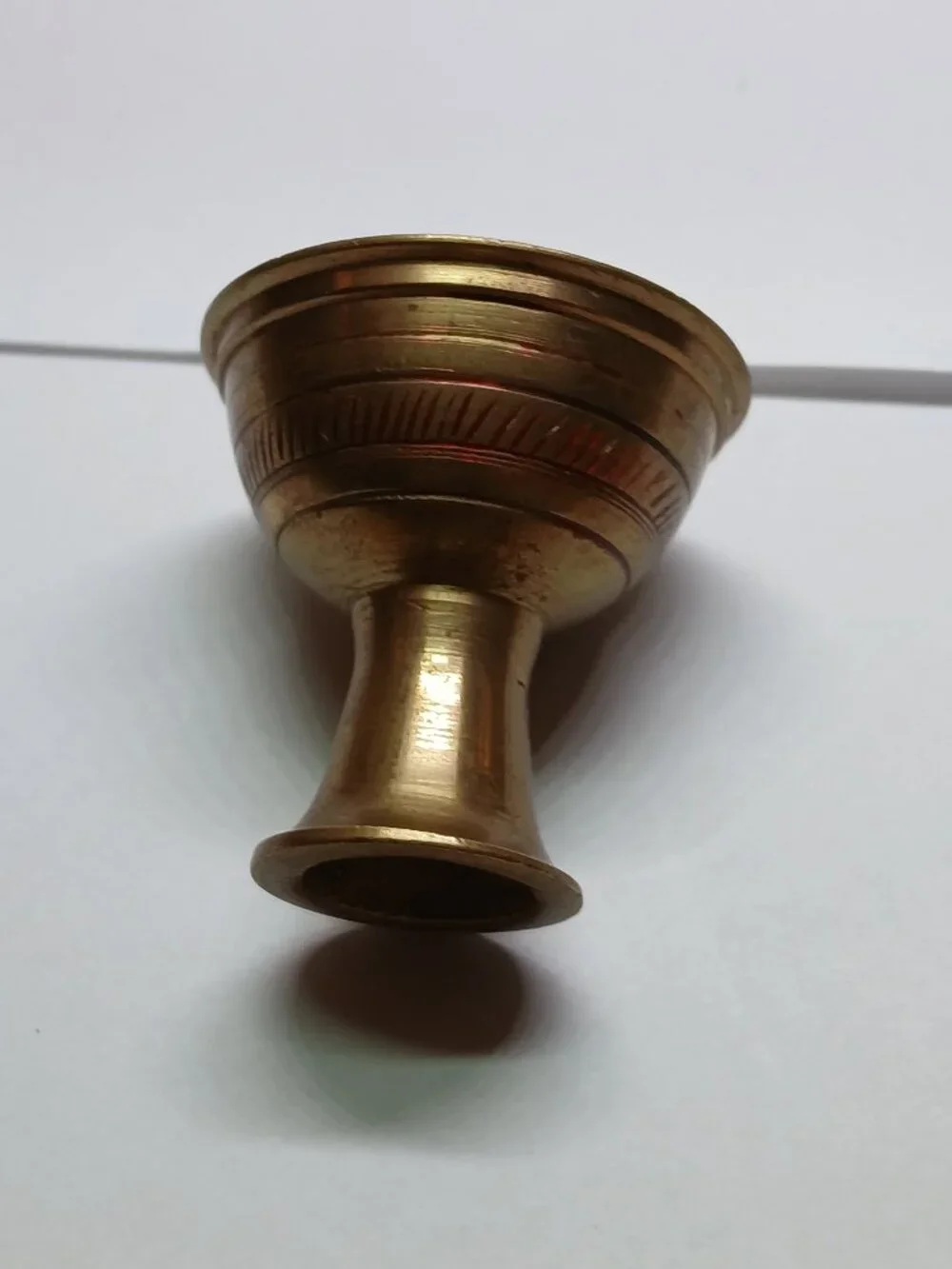 SMALL VINTAGE ANTIQUE BRASS VESSEL WITH GEOMETRIC PATTERNS IN RED PAINT